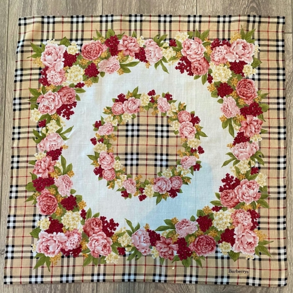 🌹Burberry "Bouquet" Nova Check Mini Scarf  Handkerchief NEW *